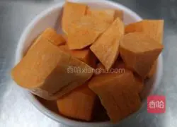 Illustration of making red bean and sweet potato syrup 2