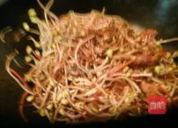 Illustration of hometown braised noodles 4