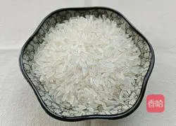 Illustration of how to make shrimp rice porridge 2