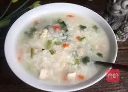 Illustration of how to make mushroom and chicken porridge 12