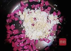 Purple sweet potato and quinoa rice porridge | Illustration of how to strengthen the spleen and stomach 3