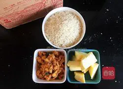 How to make rice balls with meat floss and germ rice.Illustration 1