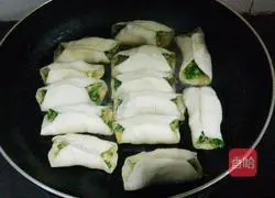 Illustration of how to make pot stickers 6