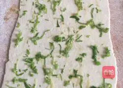 Illustration of how to make onion-flavored flower rolls 8