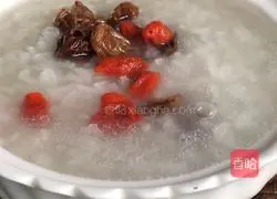 Illustration of how to make brown sugar glutinous rice porridge 8