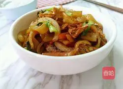 How to make three fresh fried rice noodles Illustration 14