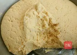 Illustration of how to make red date and corn cake 5