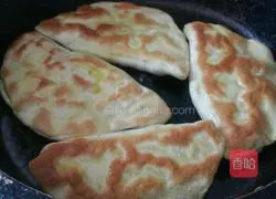 Illustration of how to make leek and egg box 6