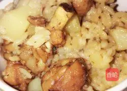 How to cook potato and chicken braised rice Illustration 8
