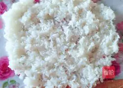 Illustration of how to make seaweed salad rice balls 3