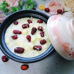 Apple millet porridge