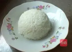 Illustration of how to make tomato scrambled egg rice bowl 12