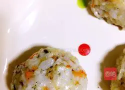Illustration of how to make colorful cod rice balls 5