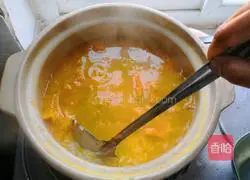Illustration of how to make pumpkin porridge 8