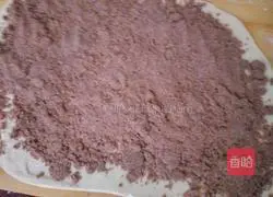 Illustration of how to make sorghum noodle rolls 10