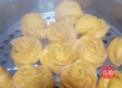 Illustration of how to make carrot rolls 9