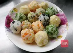 Illustration of how to make colorful rice balls 5