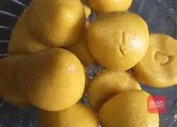 Illustration of how to make milk-flavored steamed buns 11