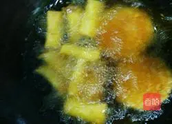 Illustration of how to make fried spring rolls 3