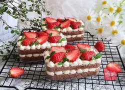 Strawberry Cocoa Box Cake Recipe Illustration 17