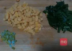 Illustration of how to make fried steamed buns 4