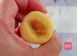 Illustration of how to make corn steamed buns 4