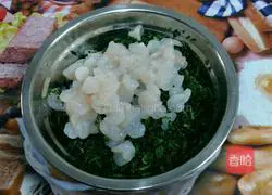 Shepherd's Purse and Shrimp Spring Rolls (Mustard Flavor) Recipe Illustration 1