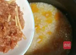 Illustration of how to make double-meter pumpkin lean meat porridge 12