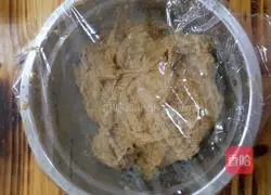 Illustration of how to make brown sugar and red date hair cake 5