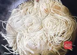 1 Recipe for braised noodles with shredded chicken and beans 10
