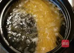 Illustration of how to make Italian Cheese Bolognese Spaghetti 6