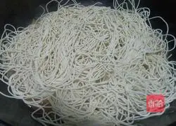 Illustrated recipe for braised noodles 7