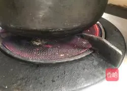 Lotus seed lily millet porridge recipe illustration 4