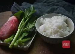 Illustration of how to make cabbage lean meat porridge 1