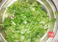 Illustration of how to make fresh preserved egg and lean meat porridge in private house 3