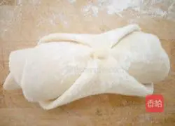 Illustration of how to make plum and rose rolls 9