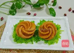 Illustration of how to make rose rolls 10