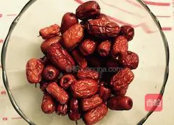 Illustration of how to make Wo Wo Tou 2