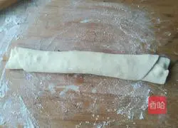 Illustration of how to make chive rolls 9