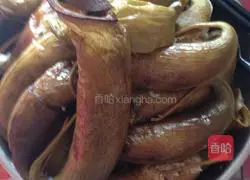 Illustration of how to make pitcher plant baked rice 4