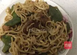 Illustration of how to make braised beans and noodles 9