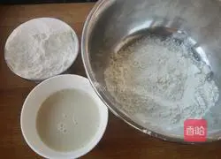 Illustration of how to make pumpkin hair cake 3