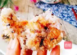 Illustration of how to make cheese and meat floss rice balls 13