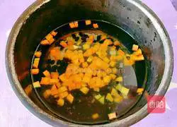 Illustration of how to make black bean and persimmon porridge 7