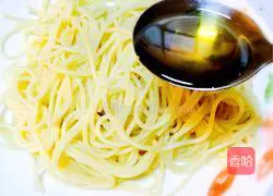 Illustration of how to make cold noodles 5