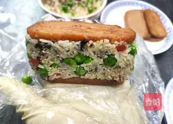 How to make luncheon meat rice balls Illustration 10