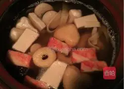 small Illustration of how to make pot rice noodles 5