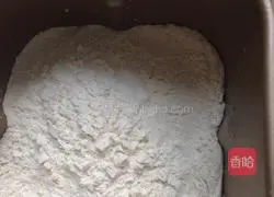 Illustration of how to make homemade burgers 1