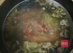 Illustration of how to make spicy and sour seafood rice noodles 11