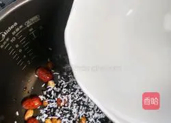 Black rice porridge (reservation version) recipe 3